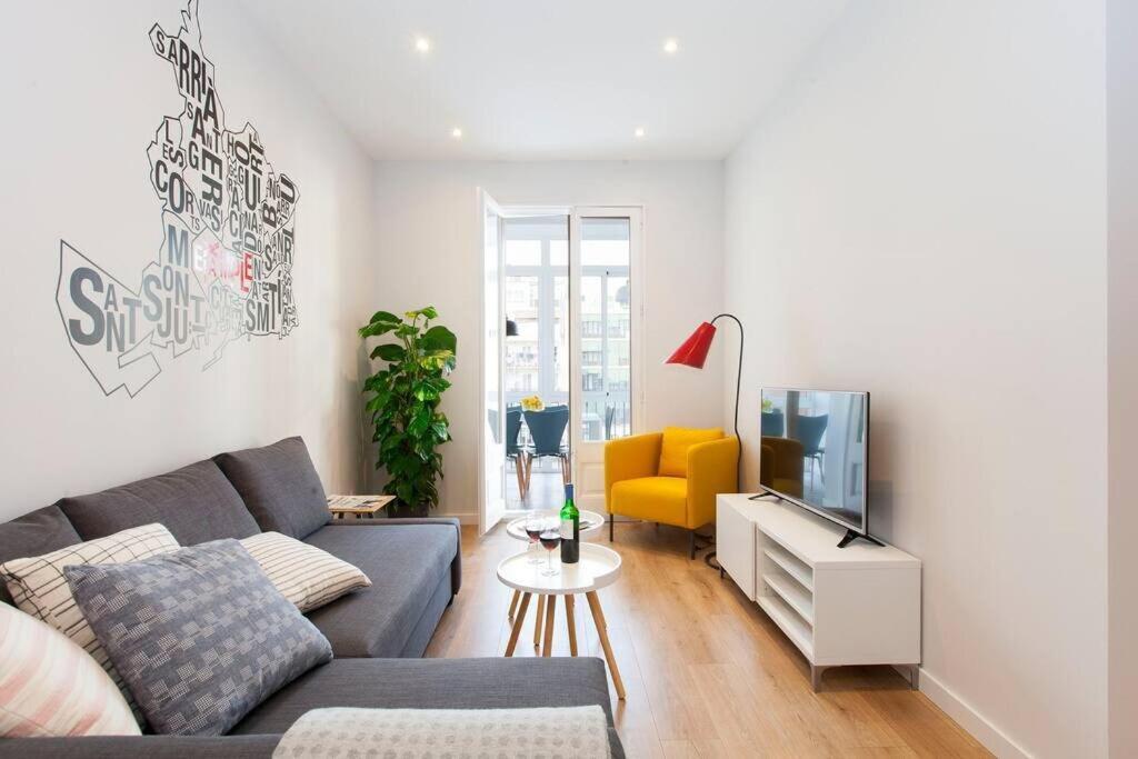 Perfectly Located 4Bed 4Bath Apartment In Barcelona 3 1 Zewnętrze zdjęcie