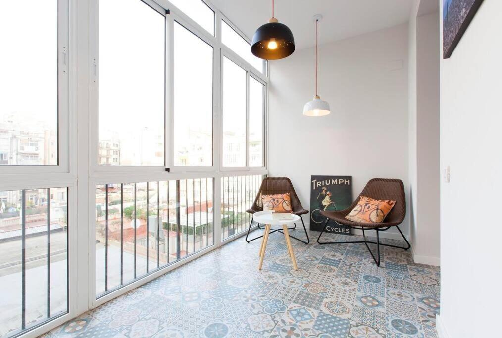 Perfectly Located 4Bed 4Bath Apartment In Barcelona 3 1 Zewnętrze zdjęcie