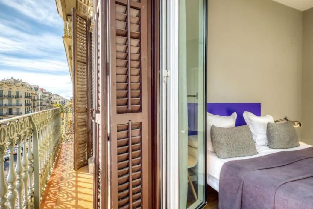 Perfectly Located 4Bed 4Bath Apartment In Barcelona 3 1 Zewnętrze zdjęcie