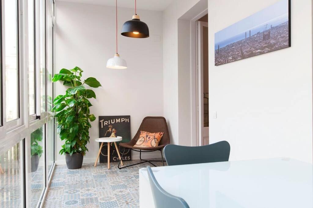 Perfectly Located 4Bed 4Bath Apartment In Barcelona 3 1 Zewnętrze zdjęcie