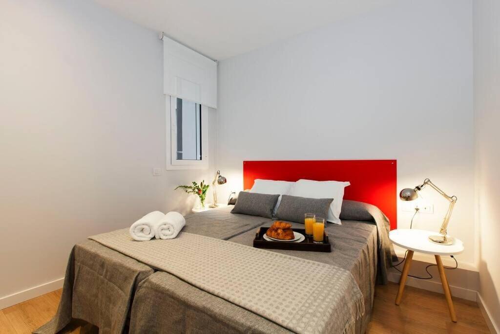 Perfectly Located 4Bed 4Bath Apartment In Barcelona 3 1 Zewnętrze zdjęcie