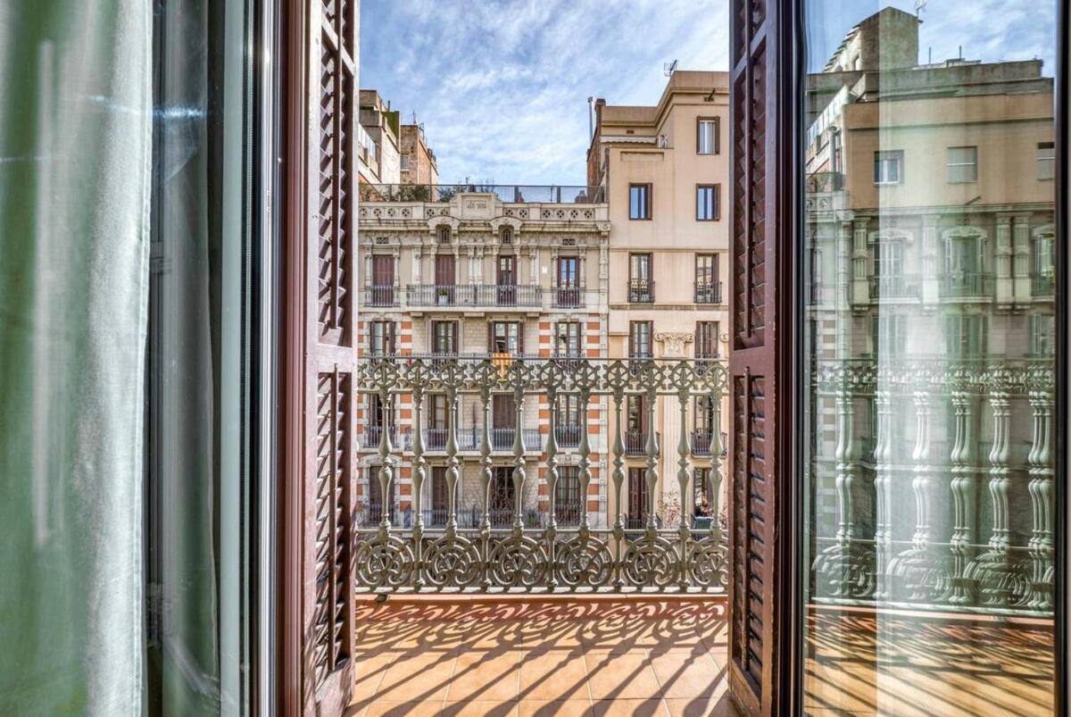 Perfectly Located 4Bed 4Bath Apartment In Barcelona 3 1 Zewnętrze zdjęcie
